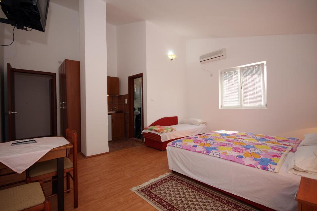 Apartments Raicevic بودفا الغرفة الصورة