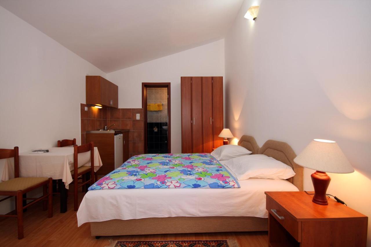 Apartments Raicevic بودفا الغرفة الصورة