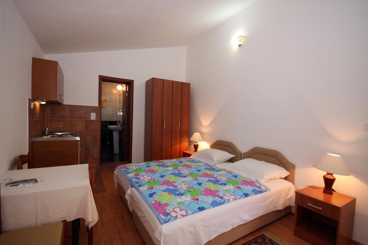 Apartments Raicevic بودفا الغرفة الصورة